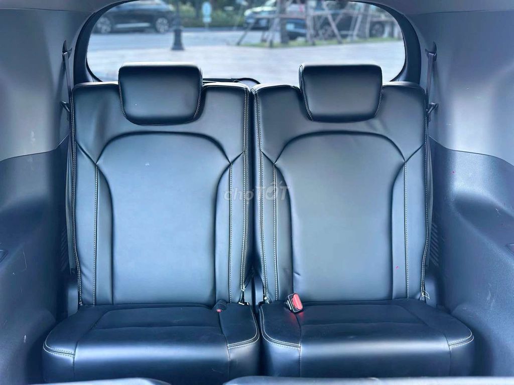 VinFast Limo Green 2025 - ảnh 1