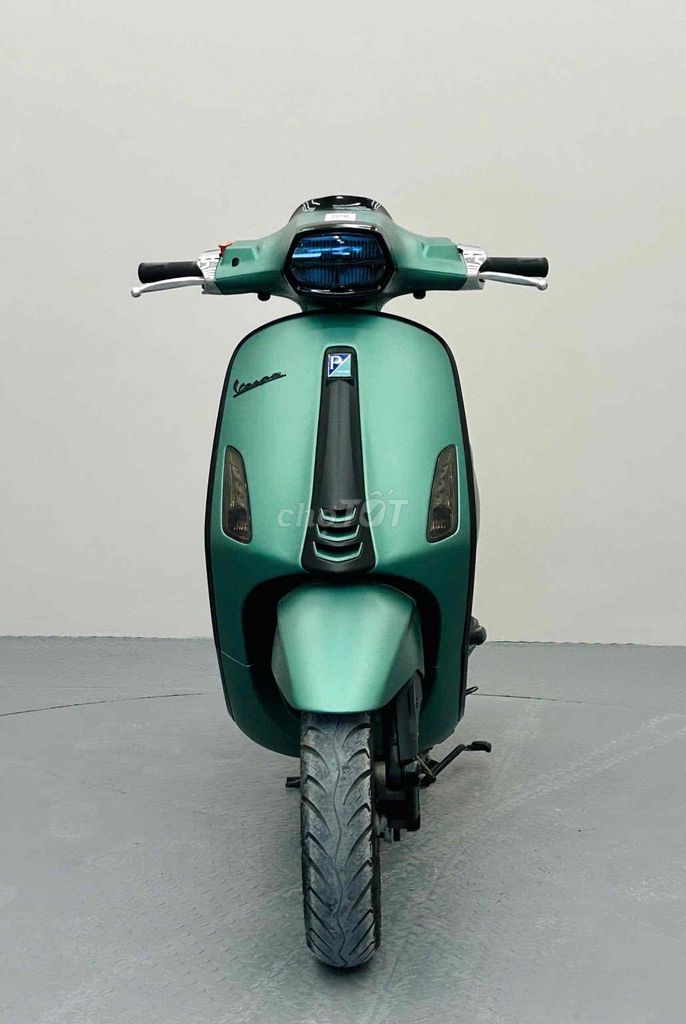Piaggio Vespa 2021 - ảnh 1