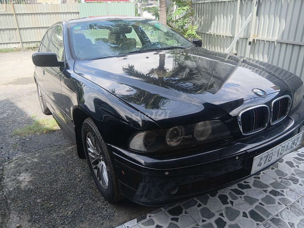 BMW - ảnh 1