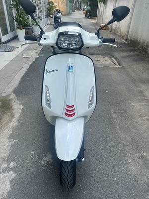 Piaggio Vespa 2023 - ảnh 1