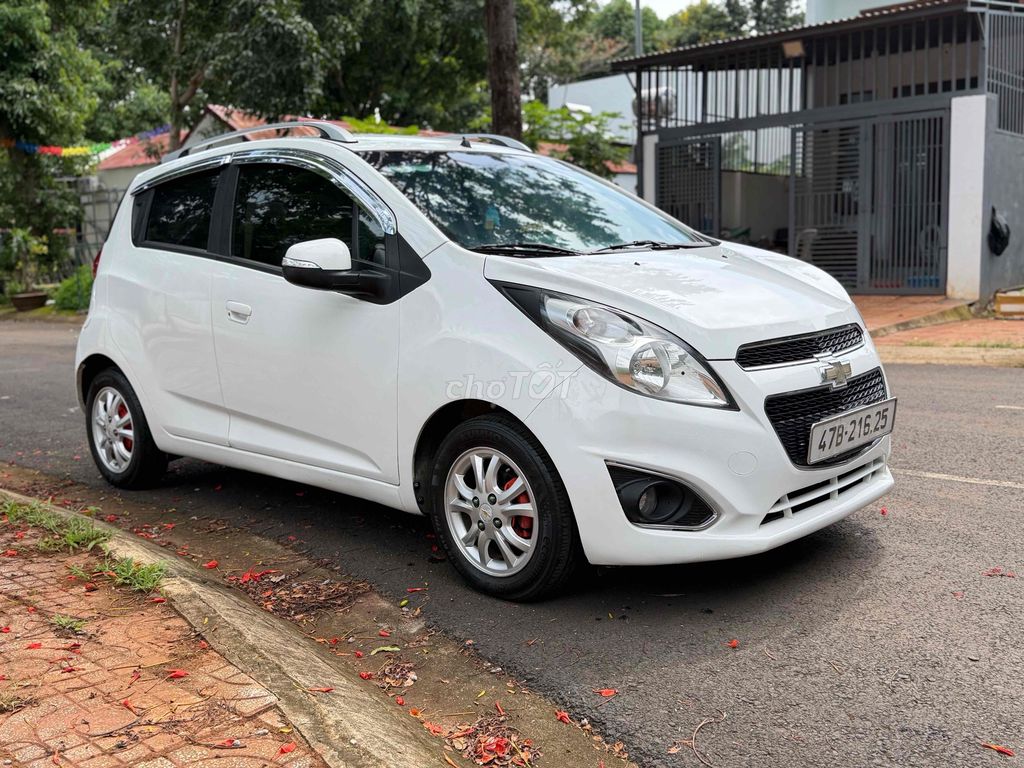 Chevrolet Spark 2017 - ảnh 5