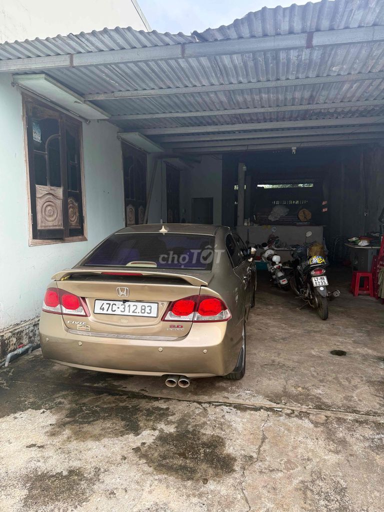 Honda Civic 2011 - ảnh 1
