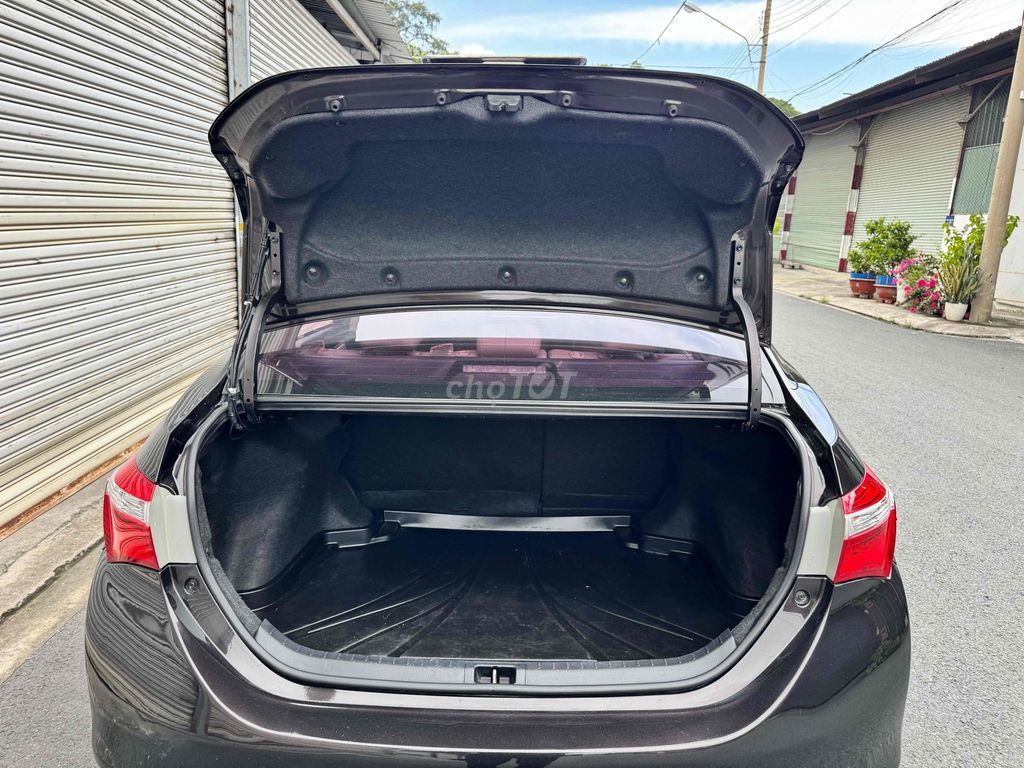 Toyota Corolla Altis 2017 - ảnh 5