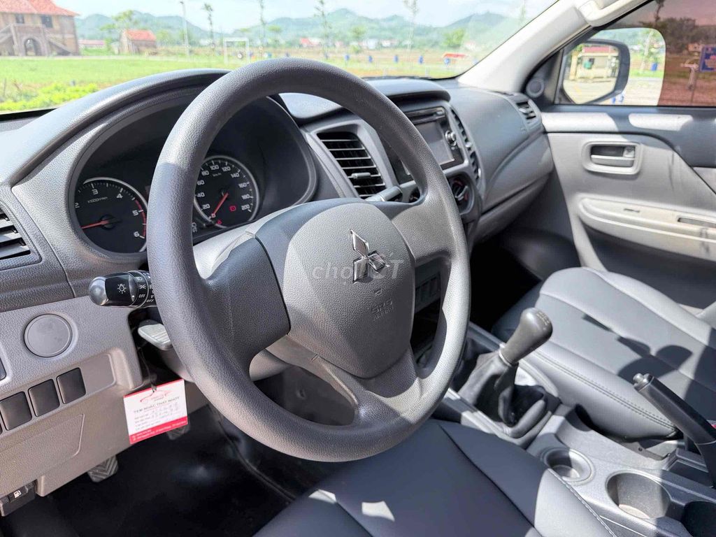 Mitsubishi Triton 2016 - ảnh 5