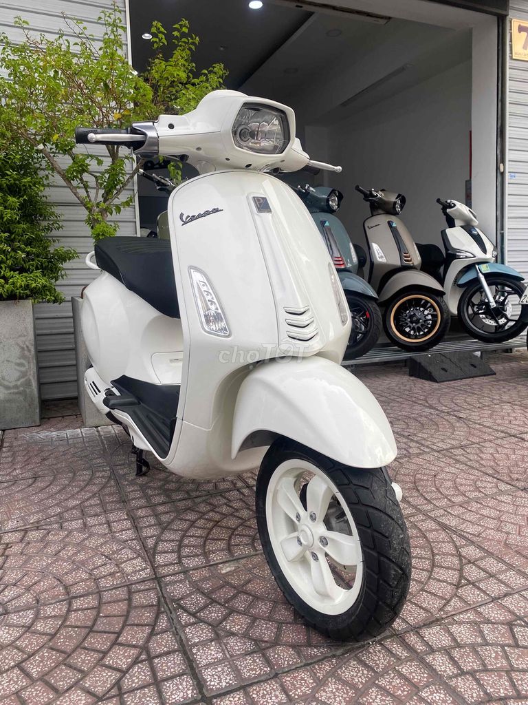 Piaggio Vespa 2015 - ảnh 2