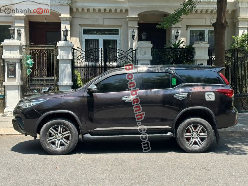 Toyota Fortuner 2.4G 4x2 MT 2017 - ảnh 4