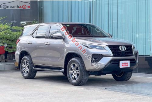 Toyota Fortuner 2.4G 4x2 MT 2021 - ảnh 2