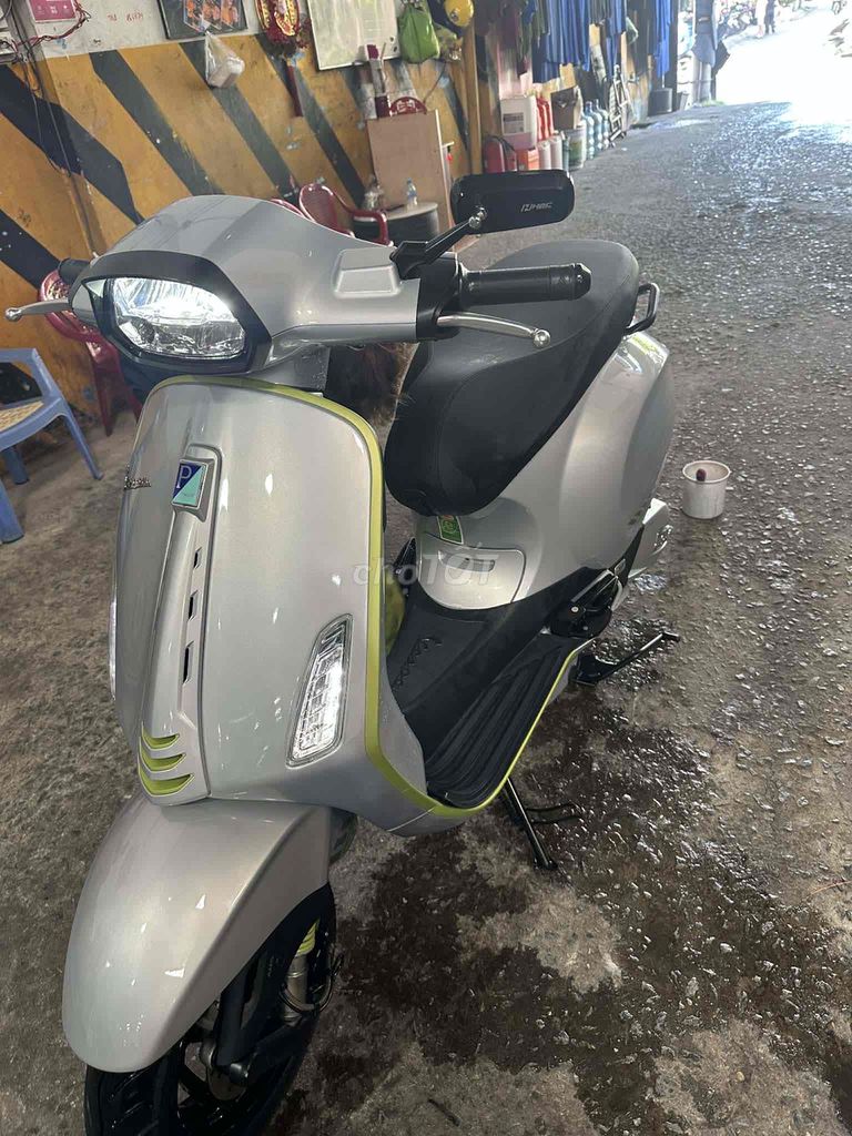 Piaggio Vespa 2025 - ảnh 2