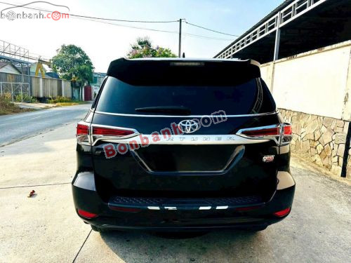 Toyota Fortuner 2.4G 4x2 MT 2017 - ảnh 4