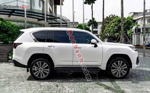 Lexus LX 600 Urban 2023 - ảnh 4