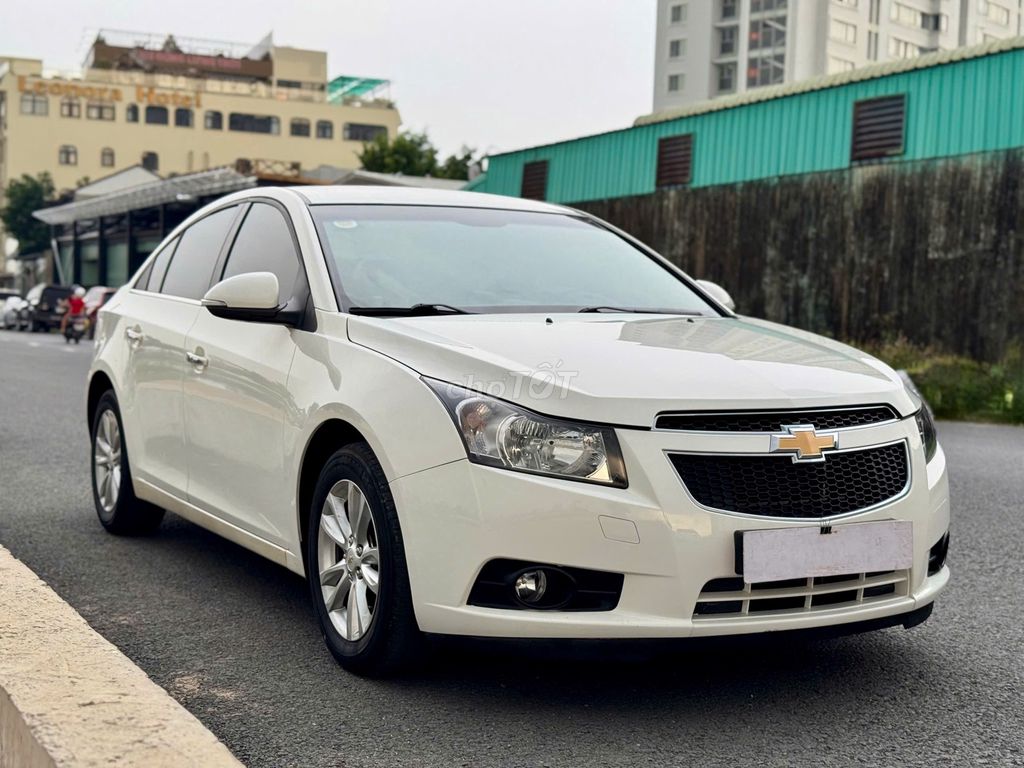 Chevrolet Cruze 2015 - ảnh 3