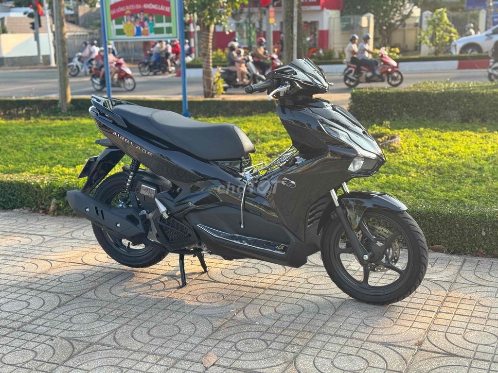 Honda Air Blade 2023 - ảnh 2