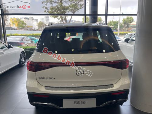 Mercedes-Benz 2025 - ảnh 3