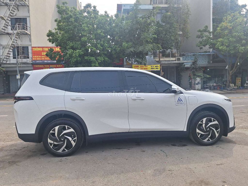 VinFast 2025 - ảnh 1