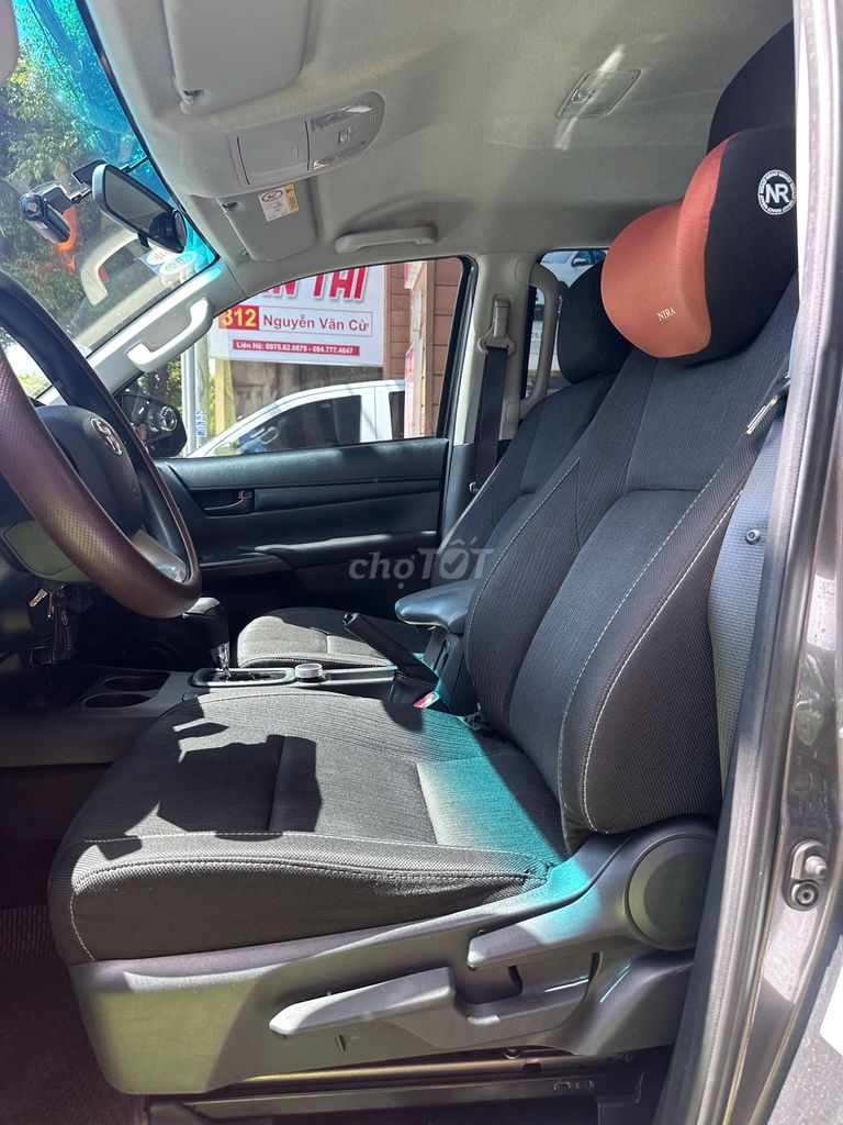 Toyota Hilux 2024 - ảnh 4