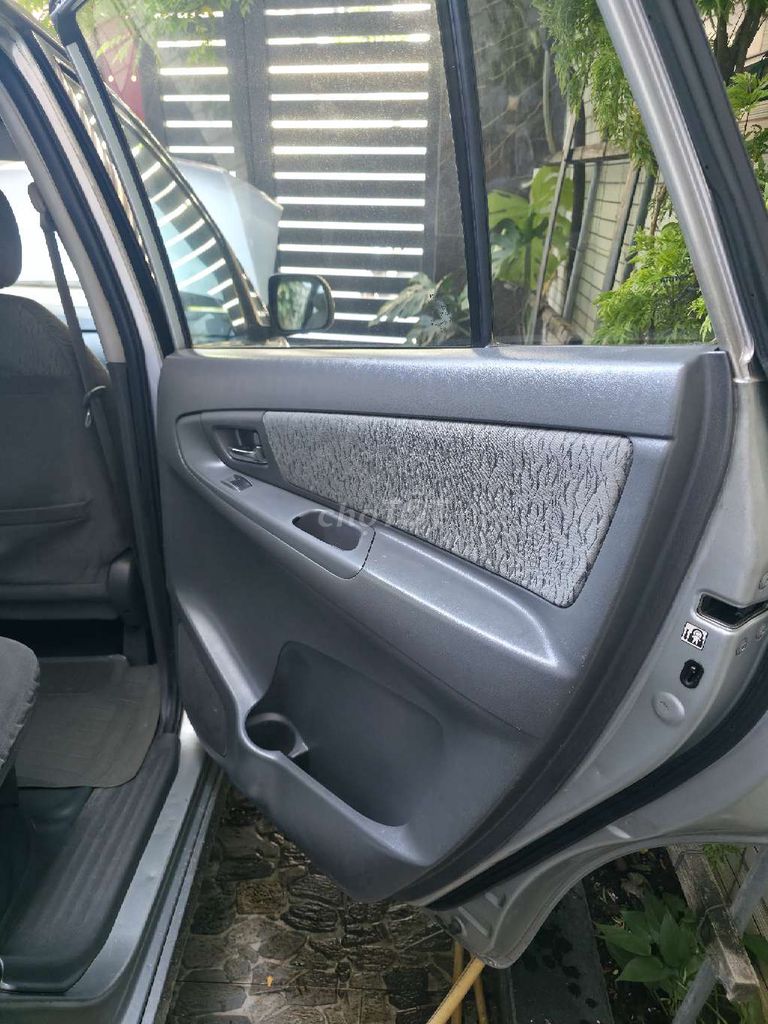 Toyota Innova 2013 - ảnh 2
