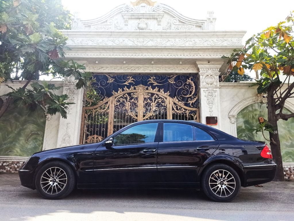 Mercedes-Benz 2006 - ảnh 1
