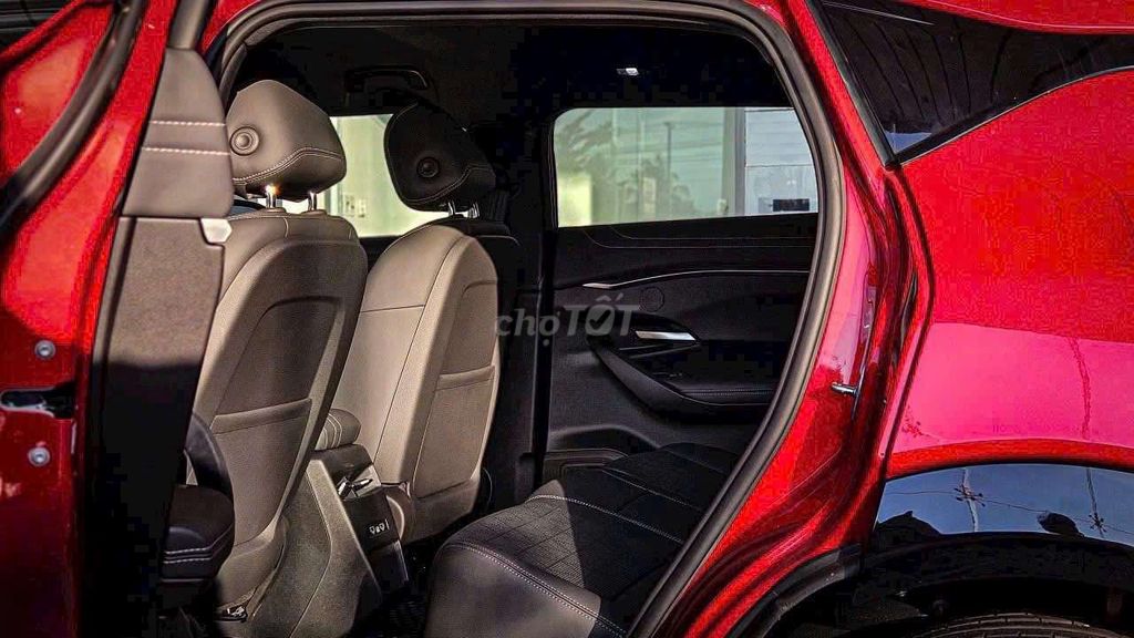 VinFast VF7 Plus - ảnh 2
