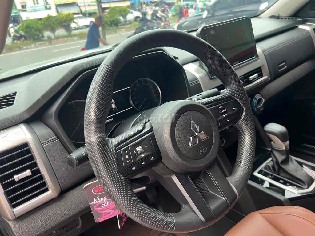 Mitsubishi - ảnh 5