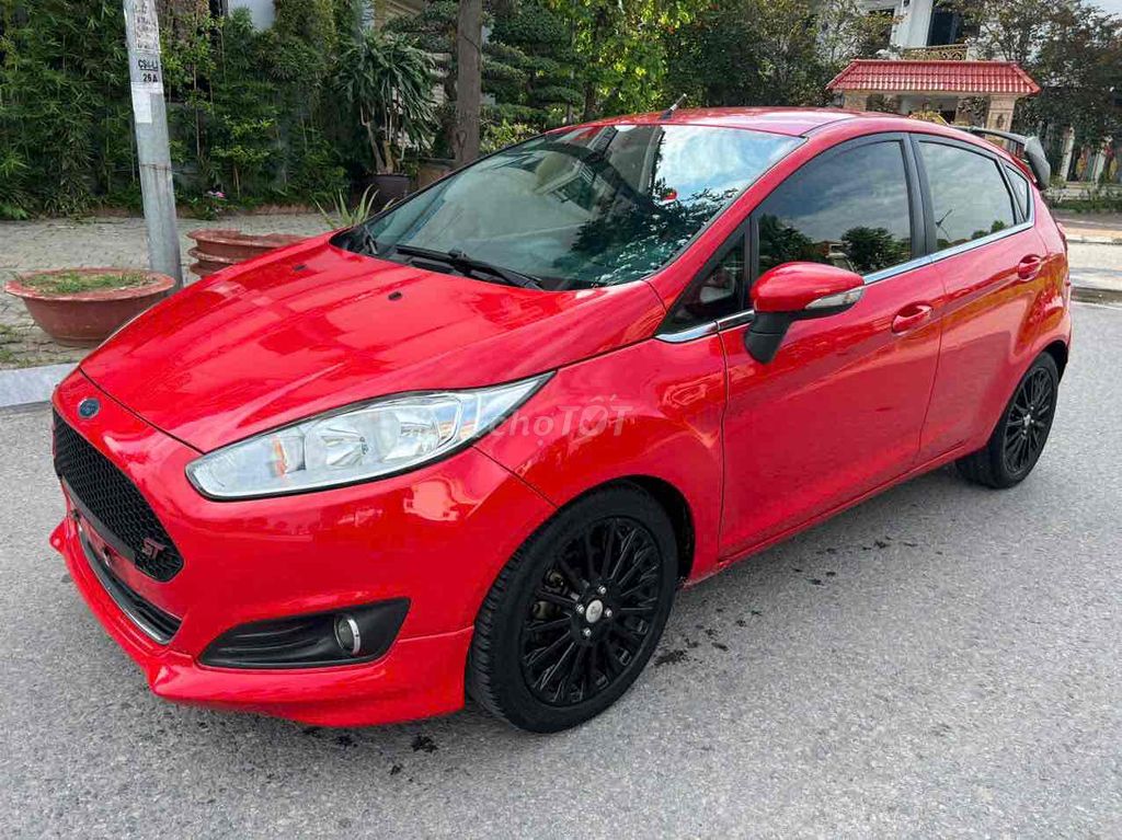 Ford Fiesta 2016 - ảnh 3