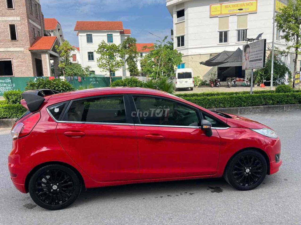 Ford Fiesta 2016 - ảnh 5