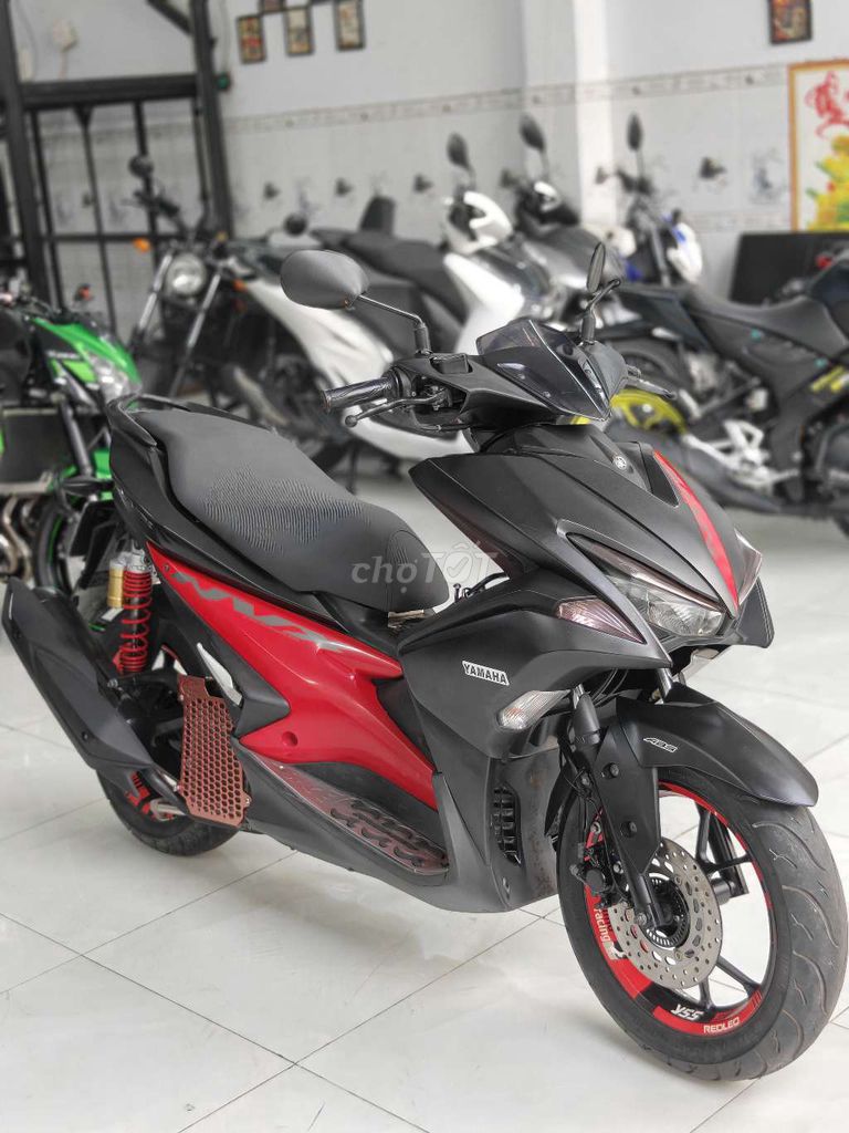 Yamaha NVX 2017 - ảnh 1