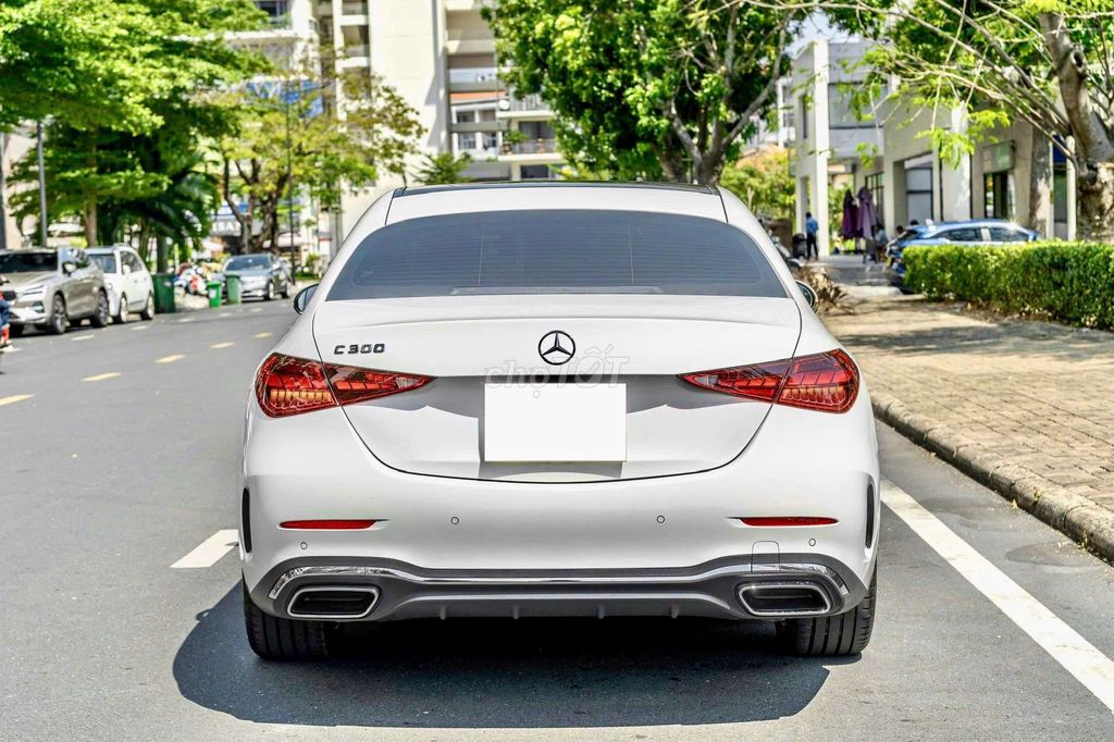 Mercedes-Benz 2025 - ảnh 5