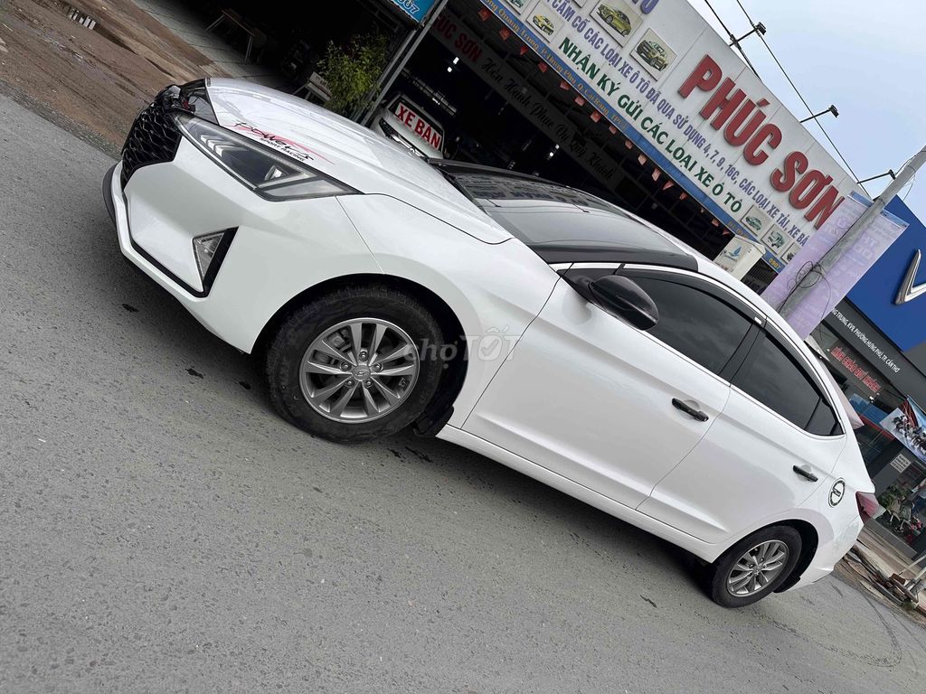Mitsubishi Outlander 2020 - ảnh 2