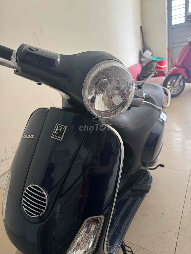 Piaggio Vespa 2012 - ảnh 2