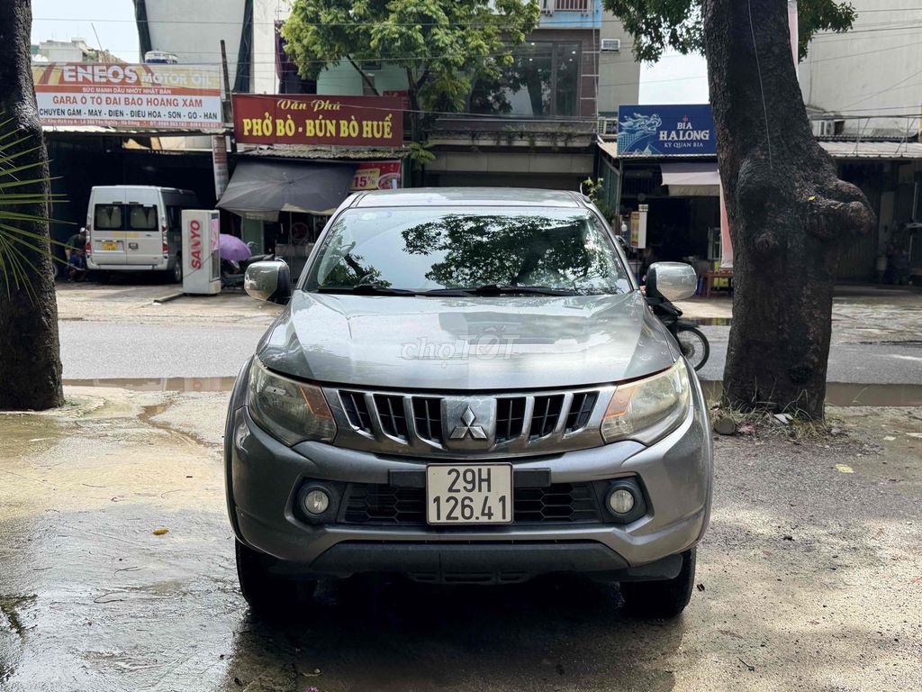 Mitsubishi Triton - ảnh 1