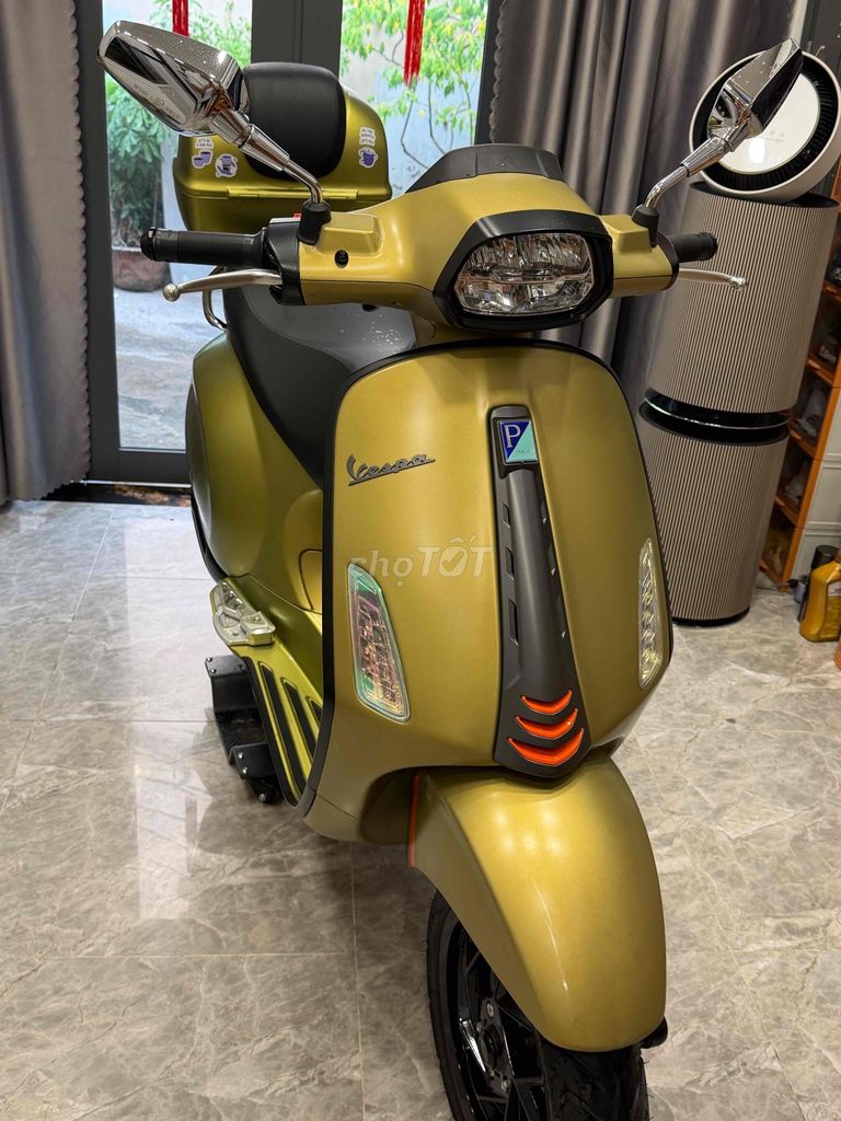 Piaggio Vespa 2025 - ảnh 1