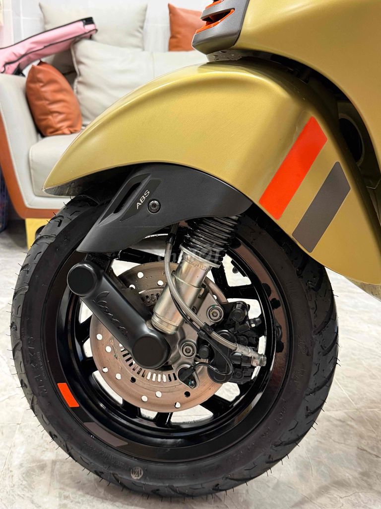 Piaggio Vespa 2025 - ảnh 2