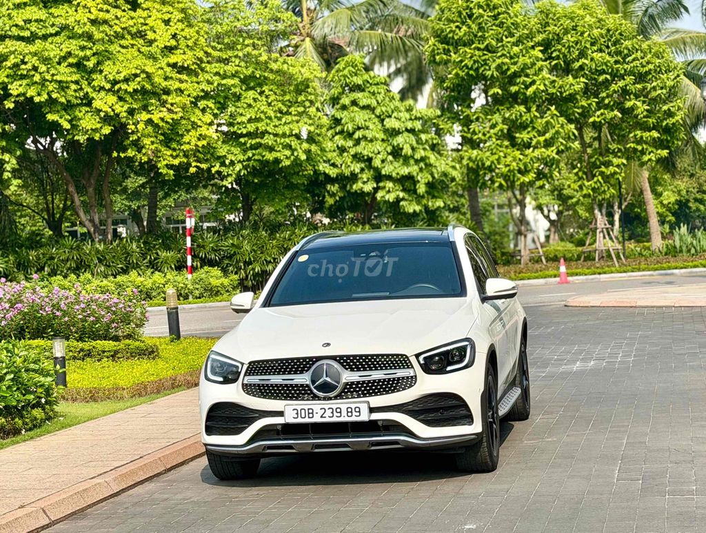 Mercedes-Benz GLC 300 4Matic 2021 - ảnh 2