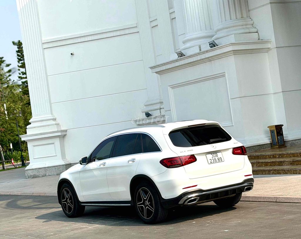 Mercedes-Benz GLC 300 4Matic 2021 - ảnh 5