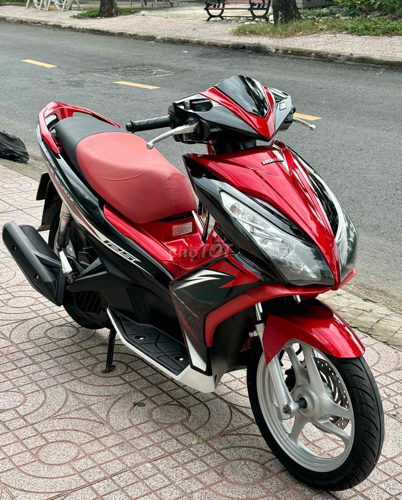 Honda Air Blade 2013 - ảnh 2