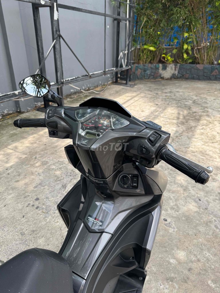 Honda AirBlade 2016 - ảnh 4