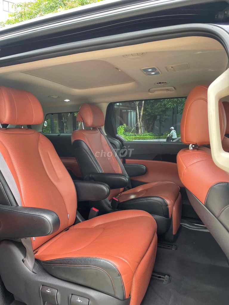 Kia Carnival Signature 2.2D 2022 - ảnh 5