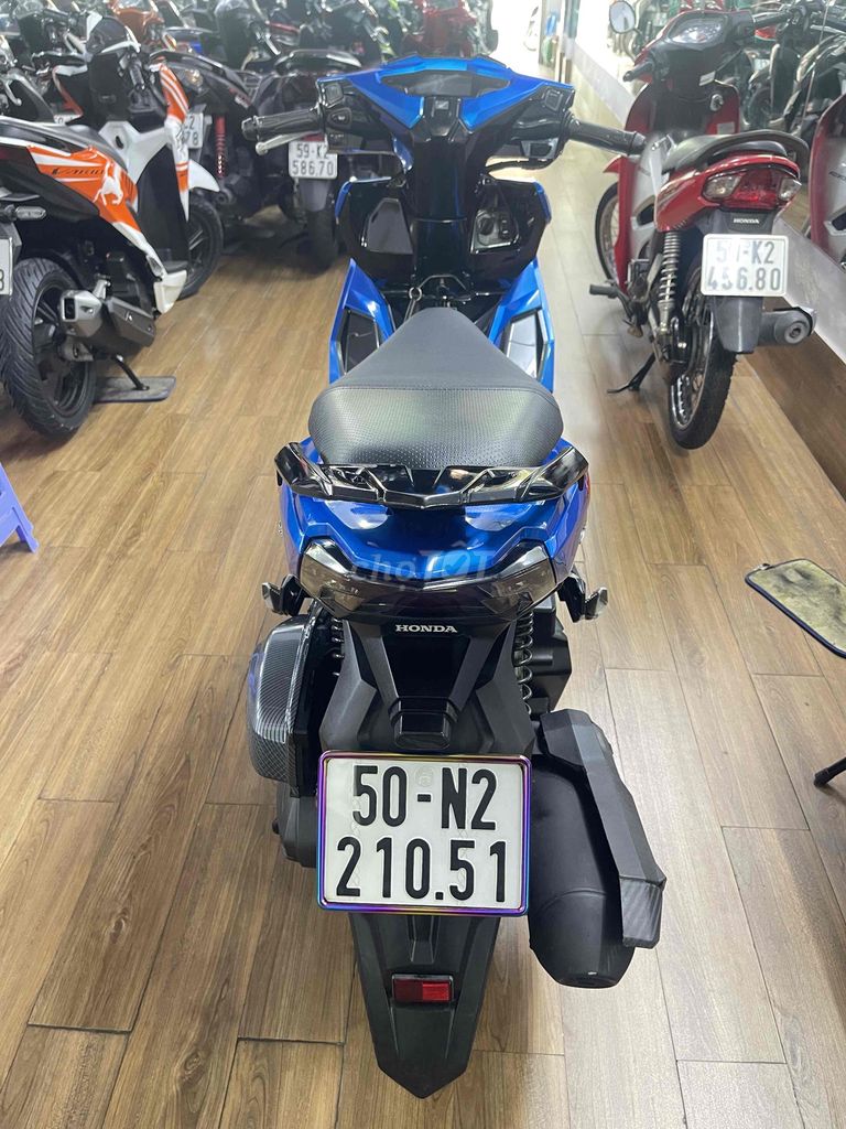 Honda Air Blade 2021 - ảnh 2