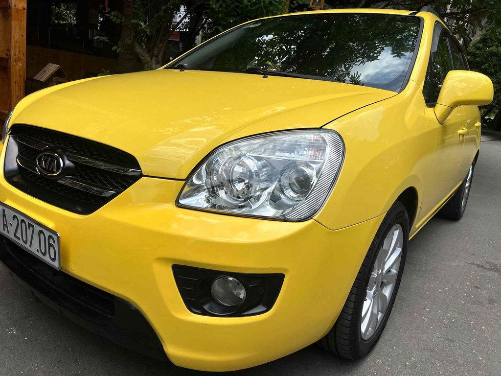 Kia Carens - ảnh 3