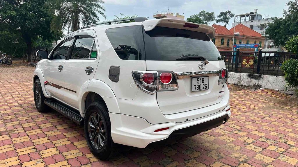 Toyota Fortuner 2016 - ảnh 3