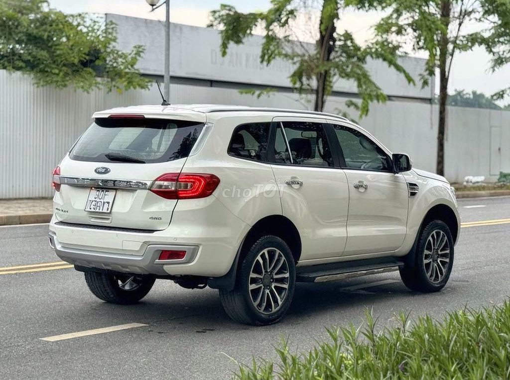 Ford Everest Titanium 2.0L 4x4 AT 2019 - ảnh 3