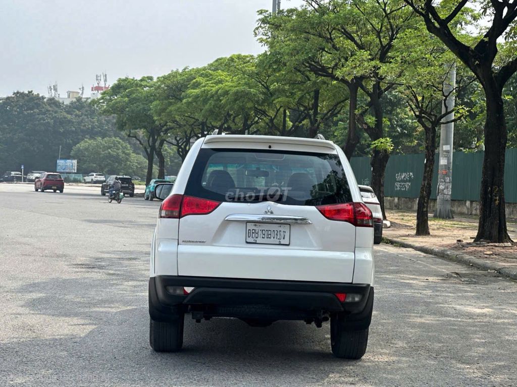 Mitsubishi Pajero Sport 2016 - ảnh 2