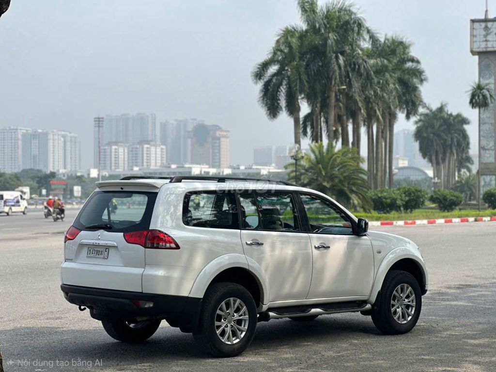 Mitsubishi Pajero Sport 2016 - ảnh 4