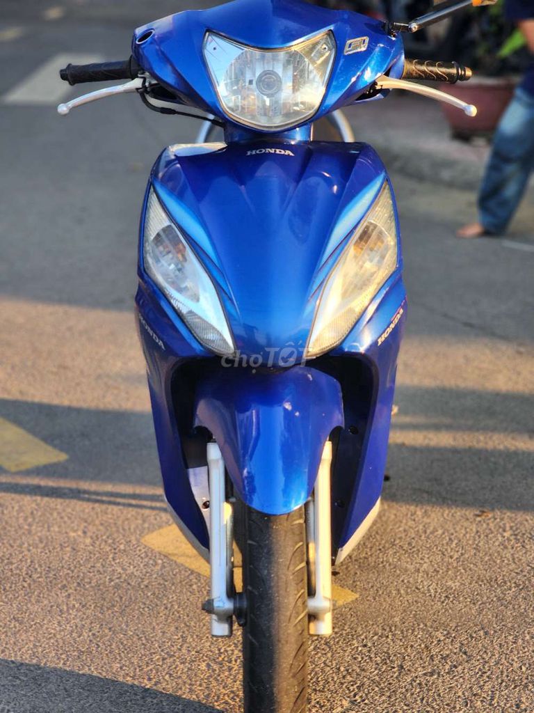Honda 2012 - ảnh 1