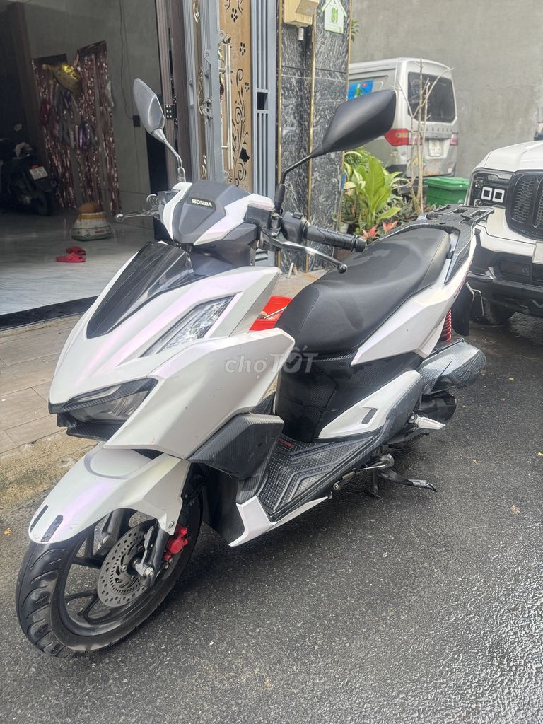Honda Vario 2024 - ảnh 1
