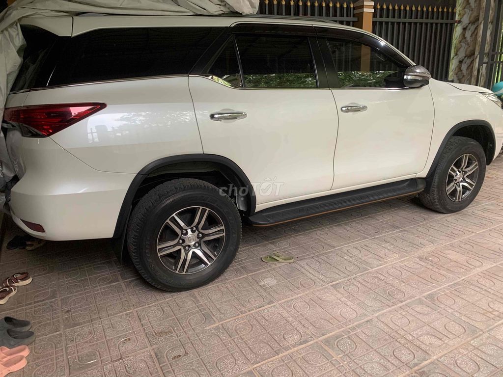 Toyota Fortuner 2017 - ảnh 2