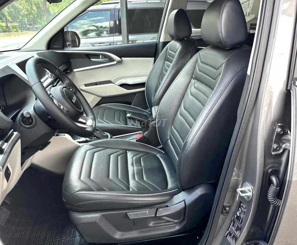 Kia Carens 2025 - ảnh 2
