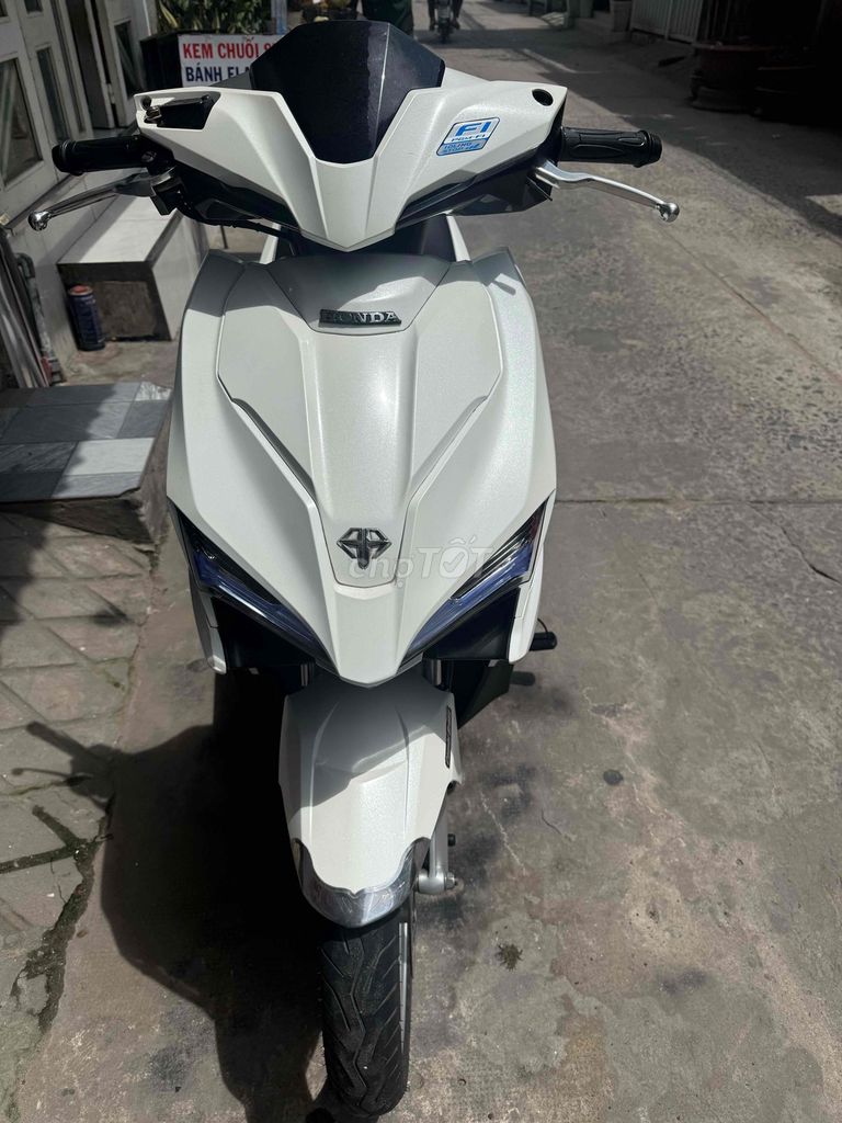 Honda Air Blade 2016 - ảnh 1