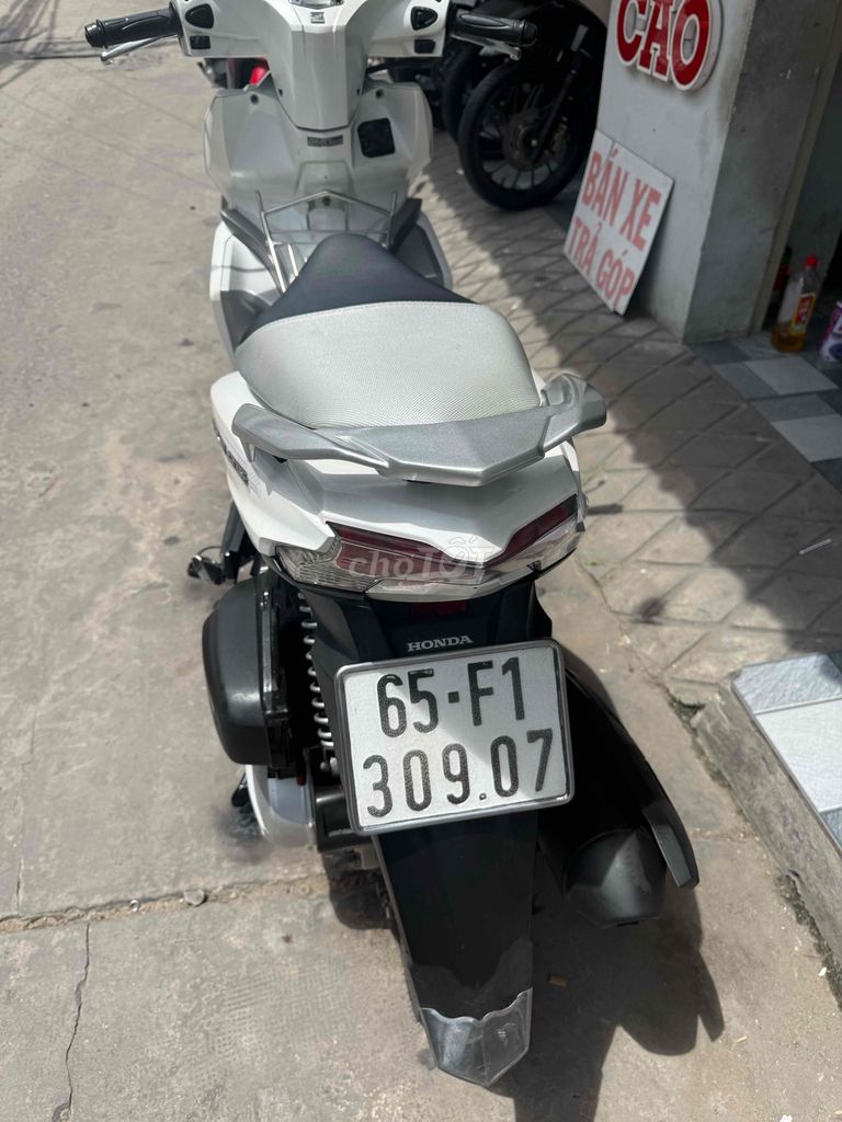 Honda Air Blade 2016 - ảnh 2