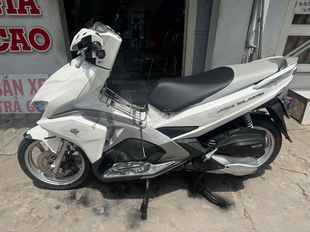 Honda Air Blade 2016 - ảnh 3